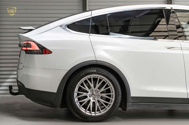 Tesla Model X Long Range AWD 493 kW image number 21