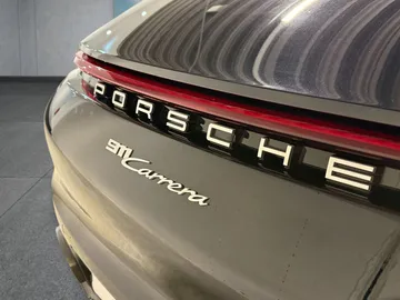 Car image 28