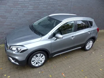 Car image 1