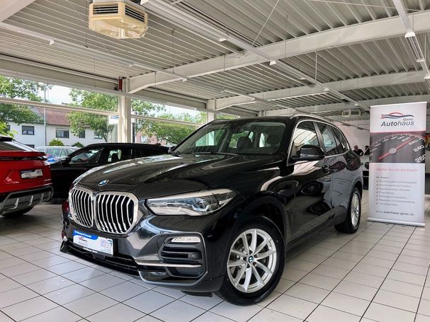 BMW X5 xDrive 195 kW image number 1