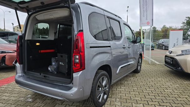 Toyota Proace Verso 96 kW image number 2