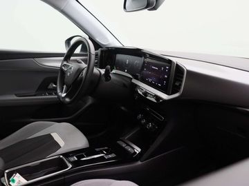 Car image 30