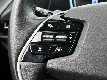 Car image 50