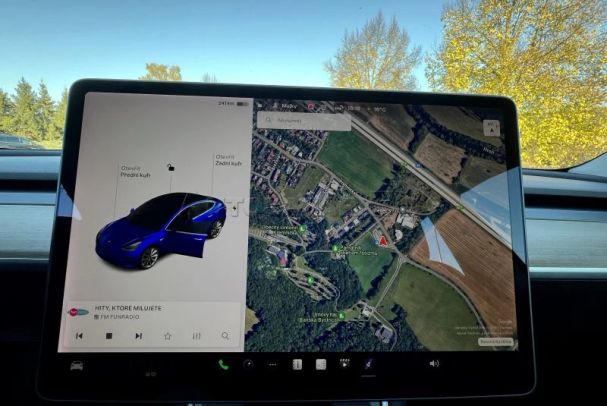 Tesla Model 3 Long Range AWD Dual Motor 258 kW image number 21