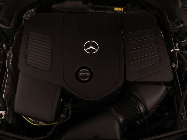 Mercedes-Benz C 300 e edition AMG Line 230 kW image number 38