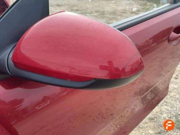 Car image 29