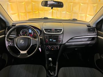 Car image 11