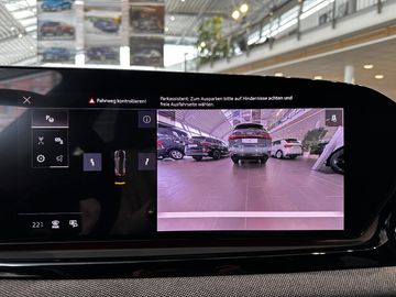 Car image 39