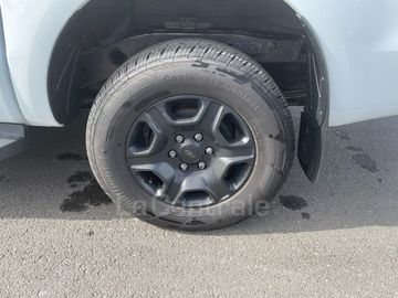 Car image 37