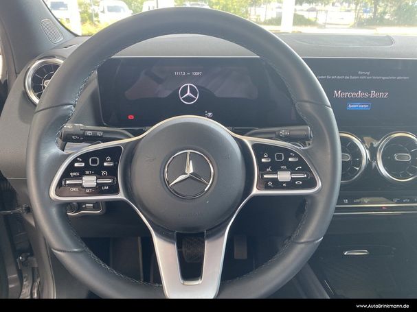 Mercedes-Benz GLA 180 100 kW image number 16