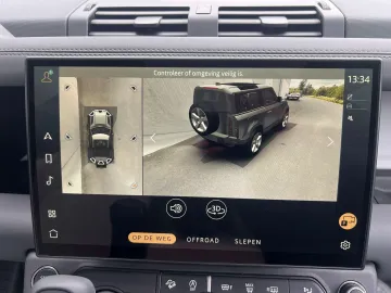 Car image 28