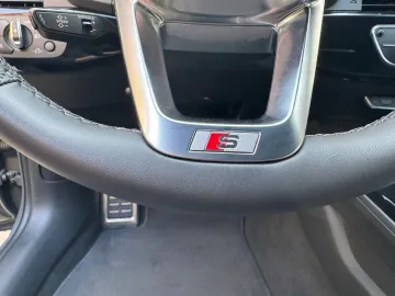 Car image 37