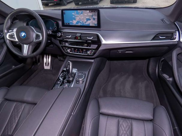 BMW 530 Touring xDrive 215 kW image number 6