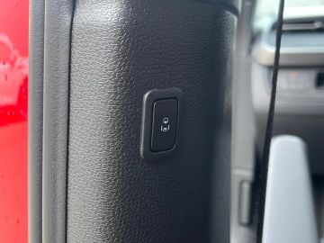 Car image 49