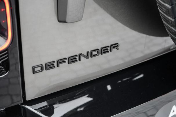 Land Rover Defender 221 kW image number 7