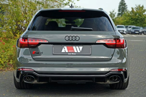 Audi RS4 331 kW image number 31