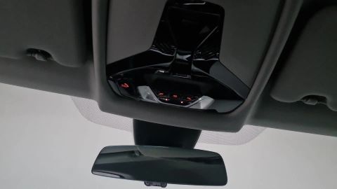 Car image 31