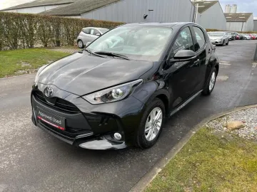 Car image 18