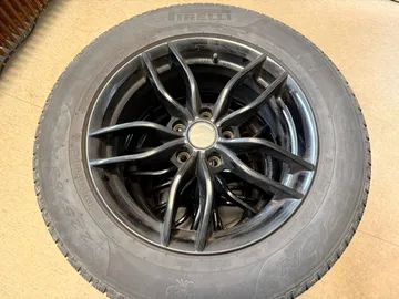 Car image 34