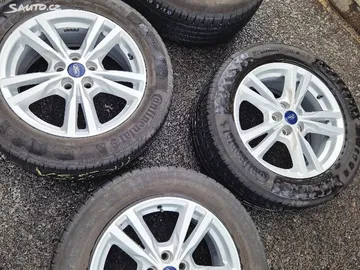 Car image 24