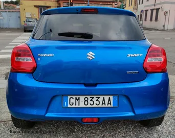 Car image 12