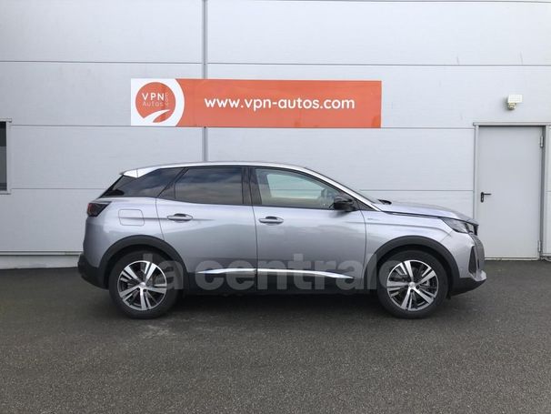 Peugeot 3008 1.6 Hybrid e-EAT8 165 kW image number 2