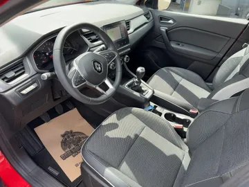 Car image 14