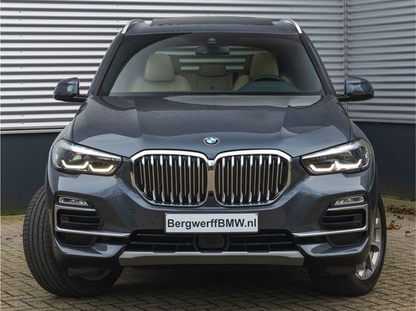 BMW X5 45e xDrive 290 kW image number 2