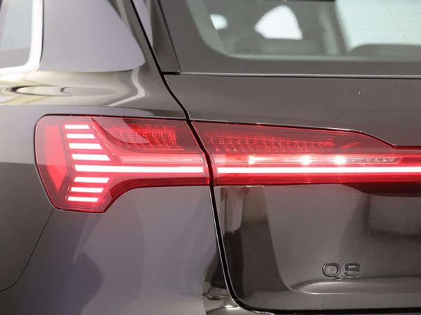 Audi Q8 55 quattro e-tron Advanced Business 250 kW image number 21