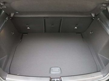 Car image 33