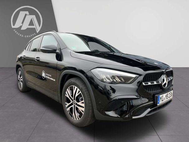 Mercedes-Benz GLA 180 100 kW image number 3