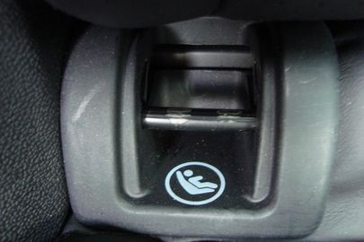 Car image 36