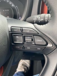 Car image 24