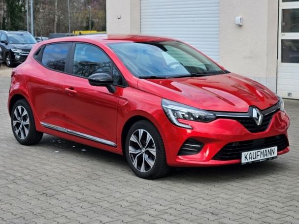 Renault Clio TCe 90 66 kW image number 3