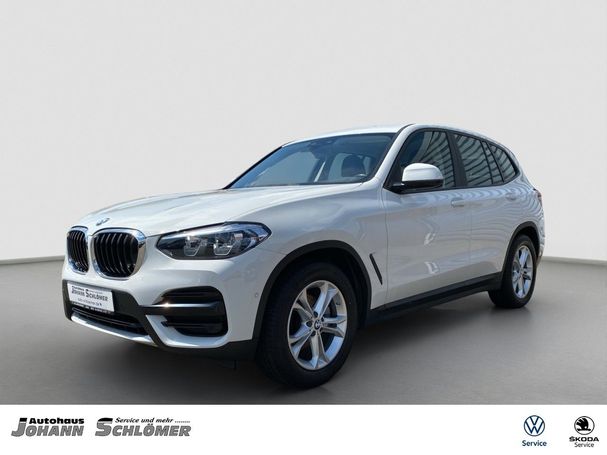 BMW X3 xDrive20i Advantage 135 kW image number 1