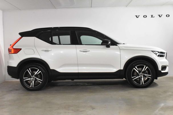 Volvo XC40 T4 140 kW image number 5