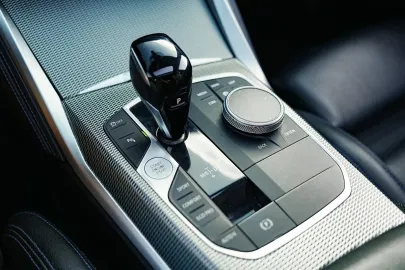 Car image 39