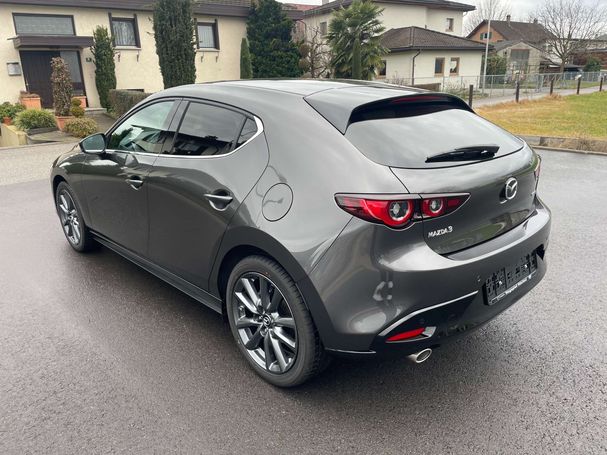 Mazda 3 SkyActiv G 122 90 kW image number 4