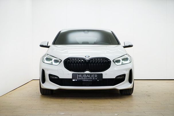 BMW 120i M Sport 131 kW image number 10