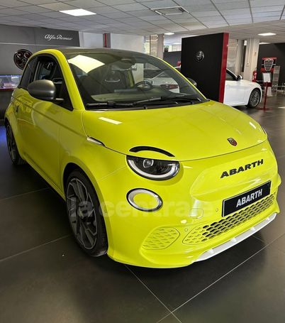 Abarth 500 e 42 kWh 114 kW image number 2