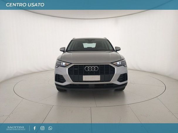 Audi Q3 35 TDI quattro S tronic Business 110 kW image number 2