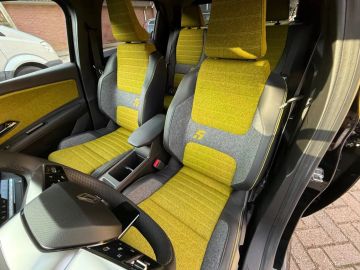 Car image 50