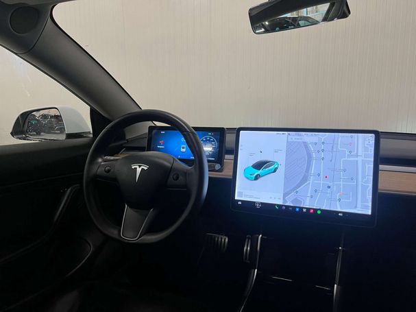 Tesla Model 3 Performance AWD 340 kW image number 15