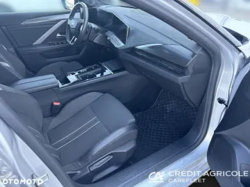 Car image 35