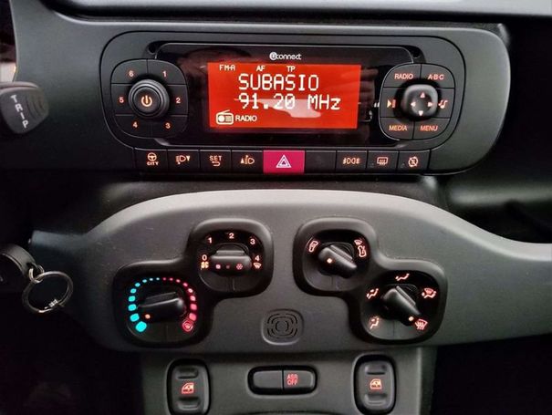 Fiat Panda 1.0 Hybrid 51 kW image number 14