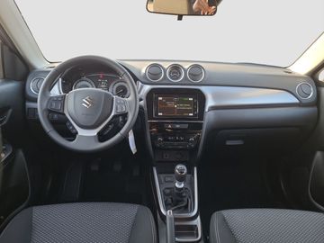 Car image 12