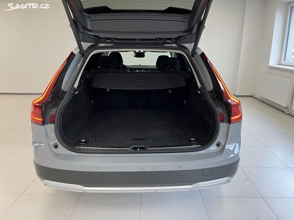 Volvo V90 Cross Country AWD B4 155 kW image number 9