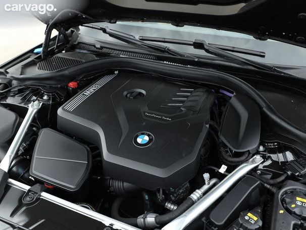 BMW 530i Touring xDrive 185 kW image number 23