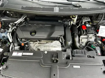 Car image 31