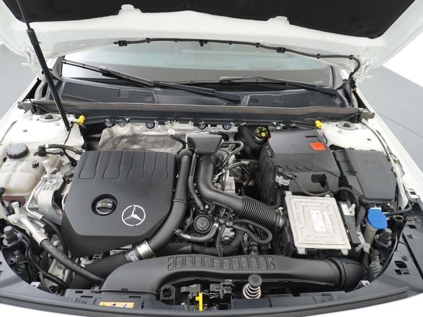 Mercedes-Benz CLA 180 100 kW image number 17